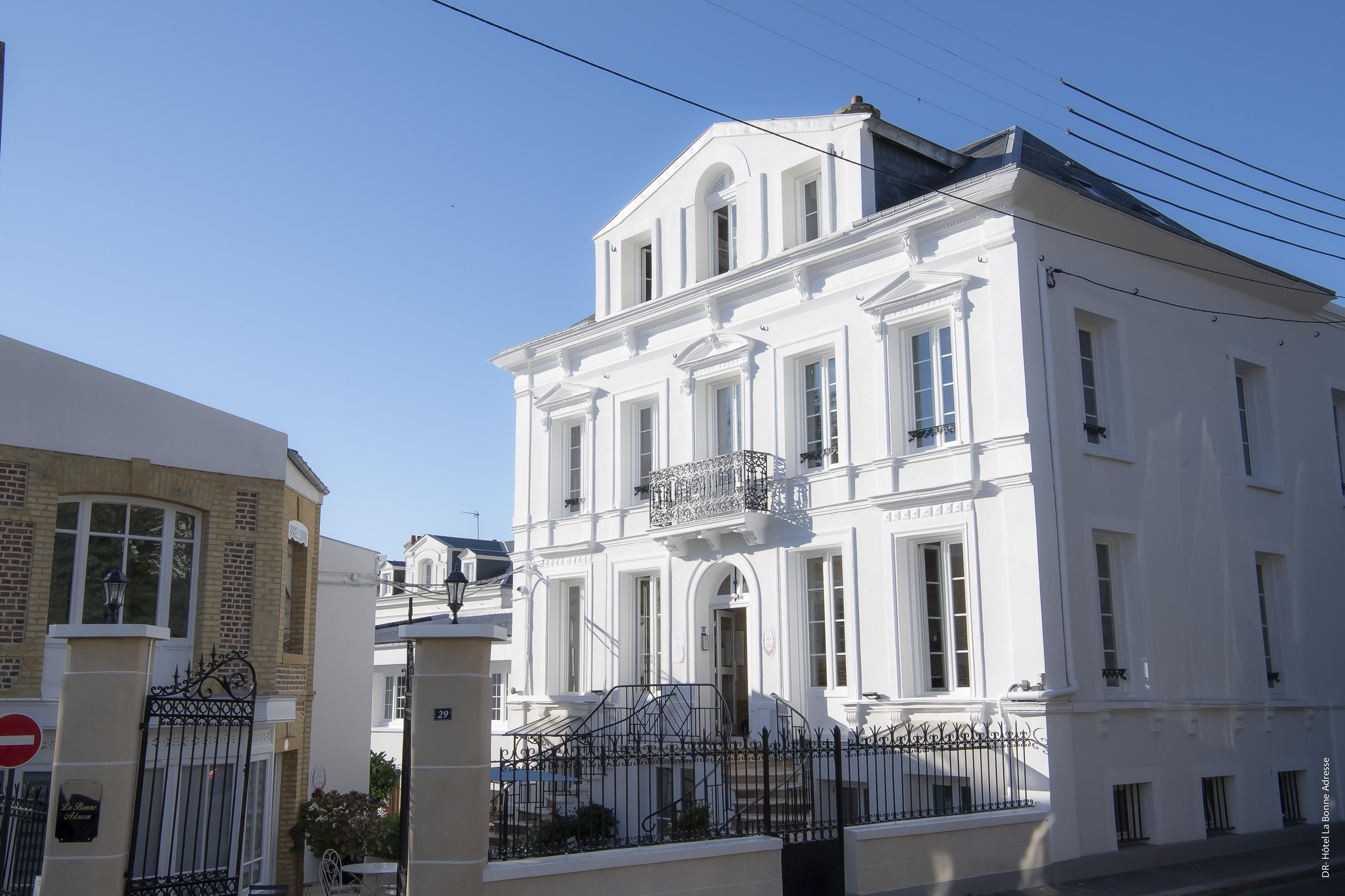 Hotel De Charme La Bonne Adresse - Logis Hotels Le Havre Exterior photo